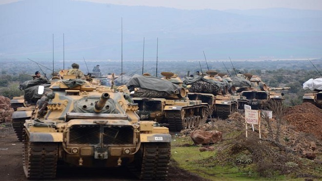 قوات تركية على الحدود السورية التركية